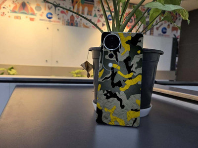 BugguSkin VIVO T3 ULTRA 5G MOBILE SKIN Mobile Skin(yellow and black)