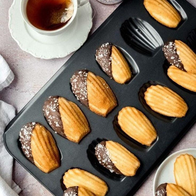 Bakewareind Carbon Steel Cookie/Macroon tray 1(Pack of 1)