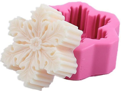 Hussain mart Silicone Chocolate Mould Skytail Christmas Silicone Snowflake Candle Mold 3D Snowflake Shape Molds for Candle Soap DIY Aromatherapy Plaster Candle Decorating Mold Candy Chocolate Making Tools(Pack of 1)