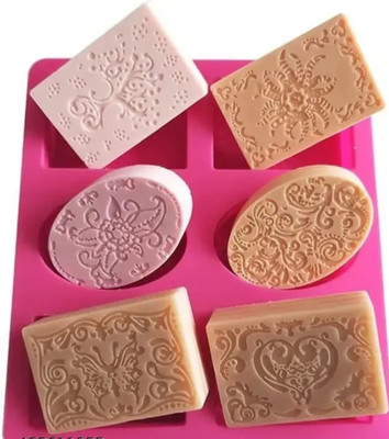 GIRIKANDRA ENTERPRISE Silicone Cupcake/Muffin Mould 6(Pack of 1)