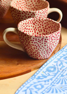GleamSun Deep Red Polkas Ceramic Coffee Mug(220 ml)