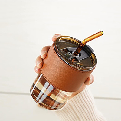 Prugo Glass with Straw and Cover 400 ml Capacity Glass Coffee Mug(400 ml)