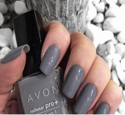 AVON TRUE COLOR PRO+ NAIL ENAMEL INNOCENCE