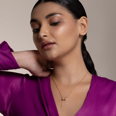 Kushal's Fashion Jewellery White Gold-plated Contemporary 92.5 Sterling Silver Chain Pendant Zircon Gold-plated Plated Sterling Silver Necklace