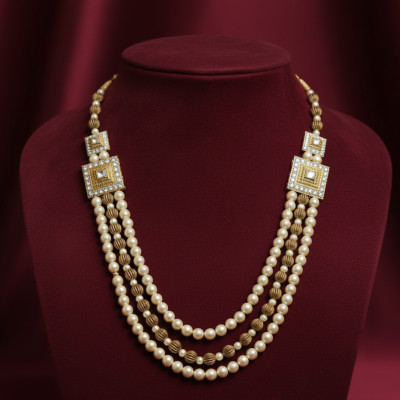 Ruino Royal Crown Men’s Pearl & Gold Luxe Mala Pearl Brass Plated Brass Necklace