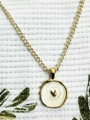 sasha traders W-IGP New Classy Glorious Antique Pendant-Chain Set for Women and Girls Gold-plated Plated Alloy Chain Set