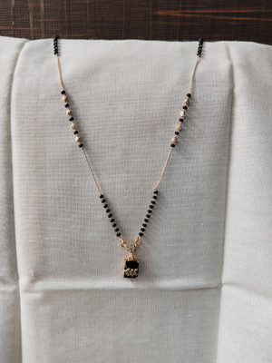 RDH Jewellery Crystal Gold-plated Plated Stainless Steel Chain