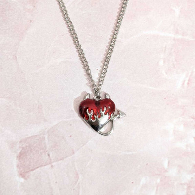 AVR JEWELS Silver Plated Butterfly Pearl Necklace Daily Wear for Women/Girls Silver Plated Alloy Necklace