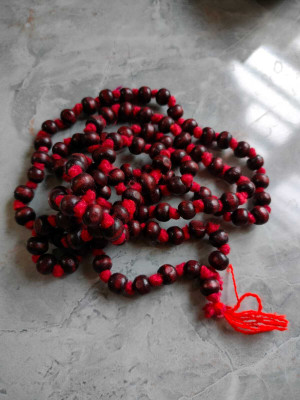 Vanishree World Beads Wood Chain