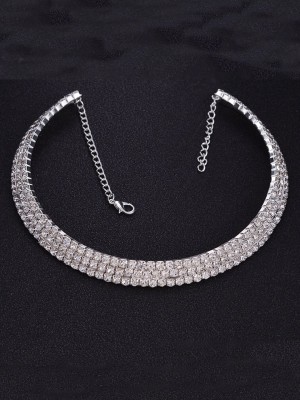 Dressberry Stylish and Trendy Party Wear Jewellery Silver Plated Alloy Necklace