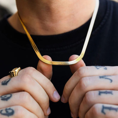 Trendmakerz Anti Tartnish Gold Colour hammered Snack Unisex Korean Style Neck Chain Gold-plated Plated Stainless Steel Chain