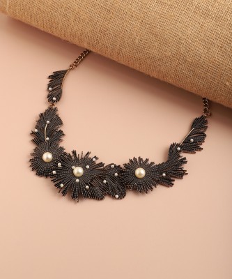 SOHI Gold-plated Plated Alloy Necklace