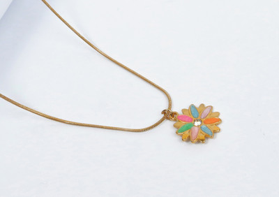JASUNIQ Geometric Flower Pendant Necklace Gold-plated Plated Stainless Steel Necklace