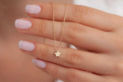 YU Fashions Minimal Star Charm Pendent Necklace Chain Gold-plated Plated Steel Layered