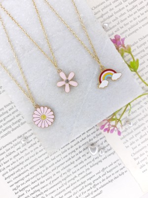 EnlightenMani Bloomy Flower Necklaces Collection ~ Pack of 3 Necklaces Gold-plated Plated Alloy Necklace Set