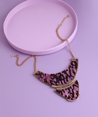 SOHI Gold-plated Plated Alloy Necklace