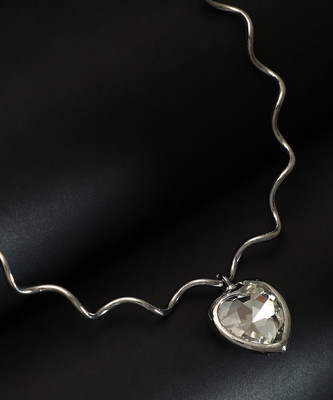 SOHI The Coil-Coeur Collar Necklace Silver Plated Alloy Necklace