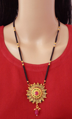 RAMDEV ART FASHION JEWELLERY Brass Gold-plated Gold Jewellery Set(Pack of 1)