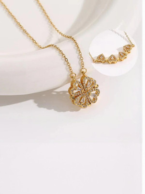 Dressberry Love Heart And Four Leaf Clover Magnetic Pendant Golden Gold-plated Plated Alloy Necklace