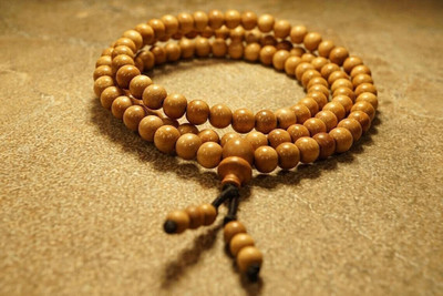 Mamta Handcrafts Original White Sandalwood Jaap mala 108 Beads 6 mm Meditation Pooja Wood Chain
