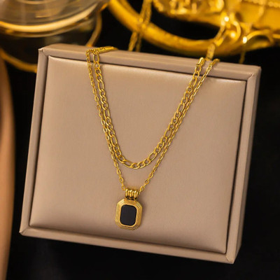 mekaco Double Layer Square Black Shell Necklace Gold-plated Plated Metal Layered