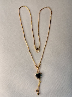 GIFT KAUNSA DE Golden Chain Heart Pendant Black Stone Fit Necklace for Girls and Women Crystal Metal, Stone, Oxidised Silver, Crystal Necklace Set