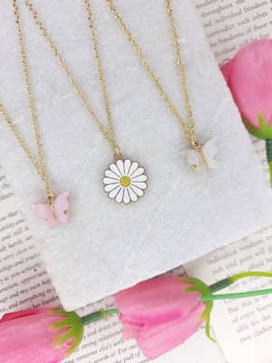 EnlightenMani Butterfly & Daisy Collection ~ Pack of 4 Necklaces Gold-plated Plated Alloy Necklace Set
