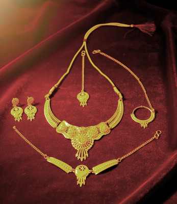 Priya International golden necklace set Gold-plated Plated Brass Necklace Set