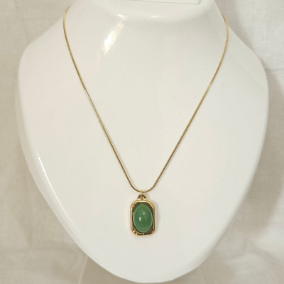 LUMORA FOREVER GLEAMING Green Stone Pendant Chain for Women | Anti-Tarnish Waterproof Daily Wear Gold-plated Jade Stainless Steel Pendant Set