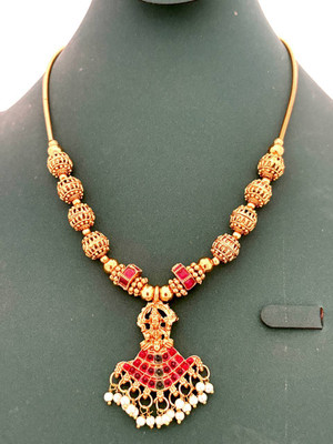 Influtive Traditional Wedding Wear Necklace/Jewellery Set For Women and Girls Cubic Zirconia Gold-plated Plated Brass Necklace Set