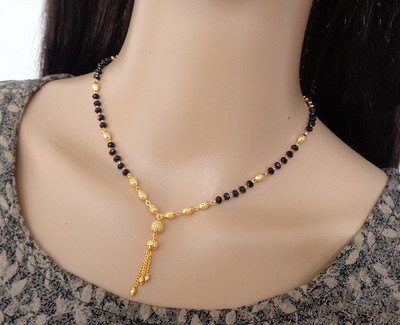 Dency Brass Gold-plated Beige Jewellery Set(Pack of 1)