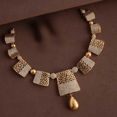 Influtive Traditional Wedding Wear Necklace/Jewellery Set For Women and Girls Cubic Zirconia Gold-plated Plated Brass Necklace Set