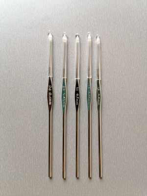 Fanaa Fashion Tulip Needle for Embroidery Size 12/13/14/23/24 set of 5 Hand Sewing Needle(Embroidery Needle 14/23/24 Pack of 5)
