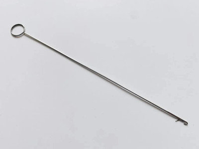 SM TROUSE Loop Turner Sewing Tool, Needle Hook with Latch, Crochet Sewing Supplies Hand Sewing Needle(Universal Needle 26.5 cm/10.4 inches Pack of 1)