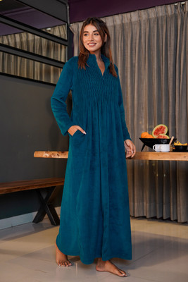 Feathers Closet Women Nighty(Green)