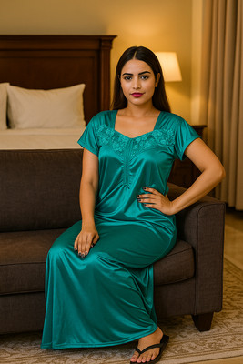 Vasucom Women Nighty(Green)