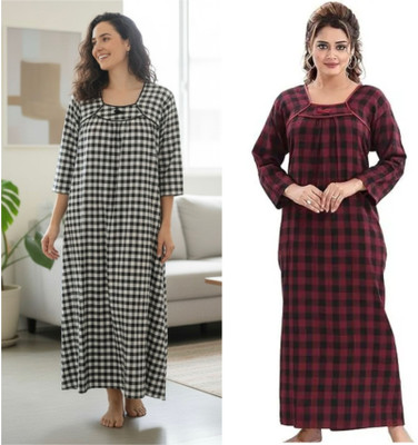 Priyanshu nighty wear Women Nighty(Maroon, White)
