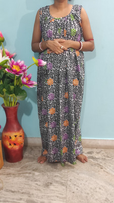 Sampriti Women Nighty(Black)