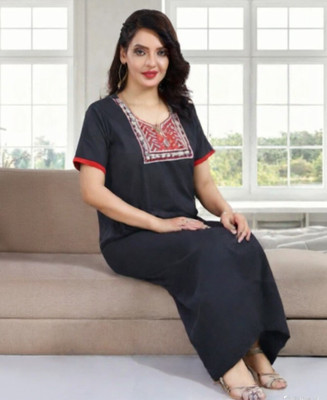 SaveriGroup Women Nighty(Black)