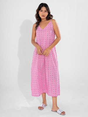 Feathers Closet Women Nighty(Pink)