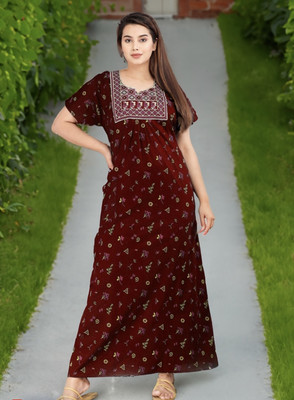 LA fashion Women Nighty(Maroon)