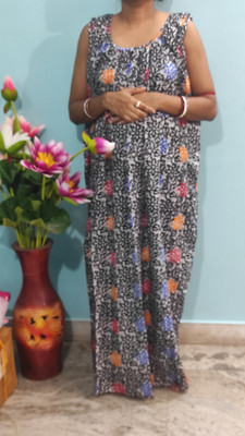 Sampriti Women Nighty(Black)