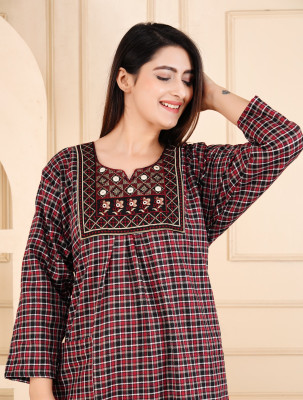 fashiongrape Women Nighty(Pink)