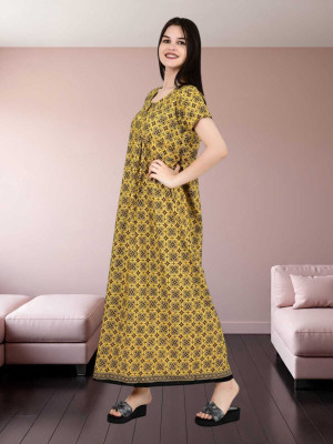 LDHSATI Women Nighty Set(Black, Yellow)