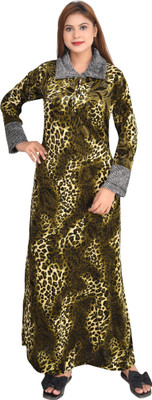 L r textiles Women Nighty(Green)
