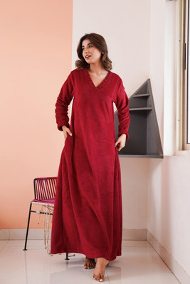 Feathers Closet Women Nighty(Maroon)