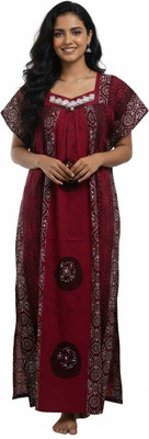 cuiteshop Women Nighty(Maroon)