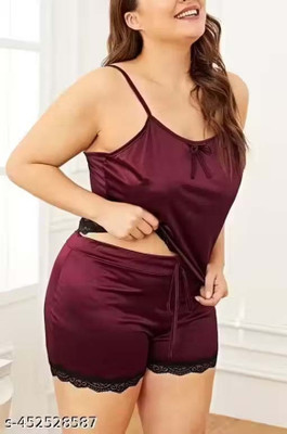 Vastly Women Solid Maroon Top & Shorts Set
