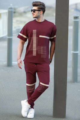 TRIPR Men Printed Maroon Night Suit Set