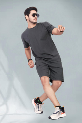 DivRa Clothing Men Solid Grey Top & Shorts Set